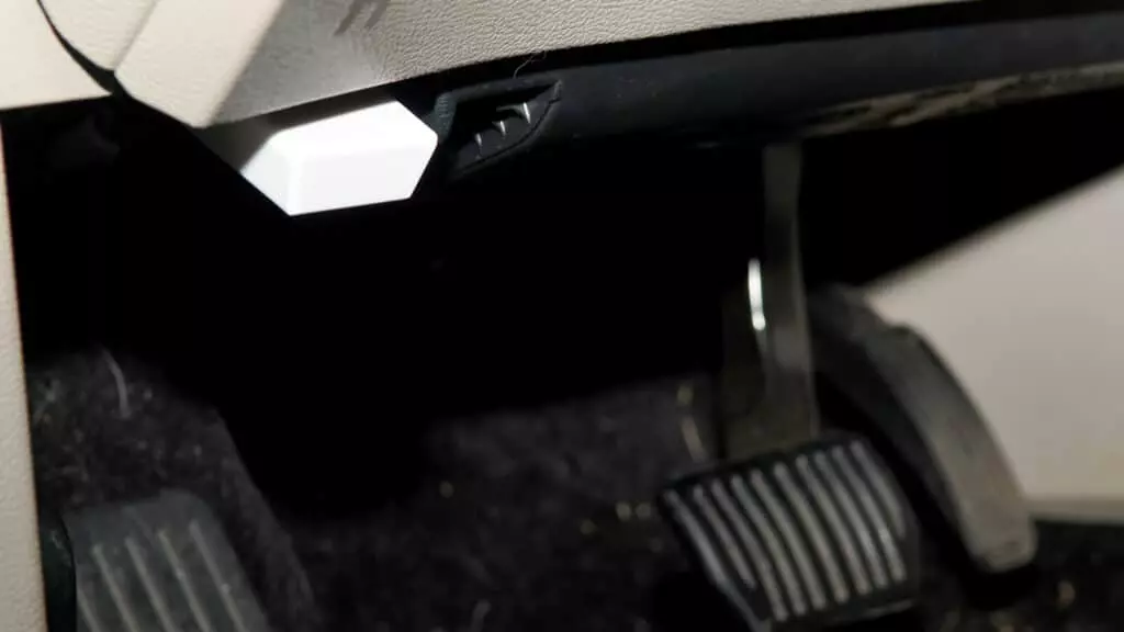 FIXD OBD2 scanner